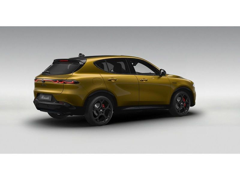 Alfa Romeo Tonale (2026) 1.5 T Ibrida 175k AT7 VELOCE * - fotka 3 z 6