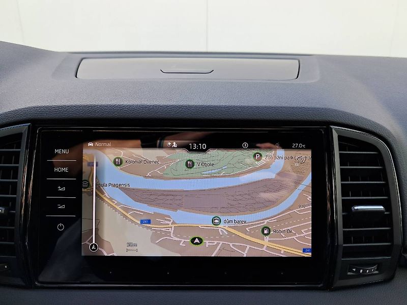Škoda Karoq (2022) SPORTLINE Exclusive 1.5 TSI / - fotka 13 z 31