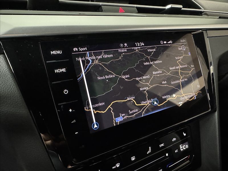 Volkswagen Arteon Shooting Brake 1,4 TSi  DSG eHybrid R-line 36 - fotka 40 z 48