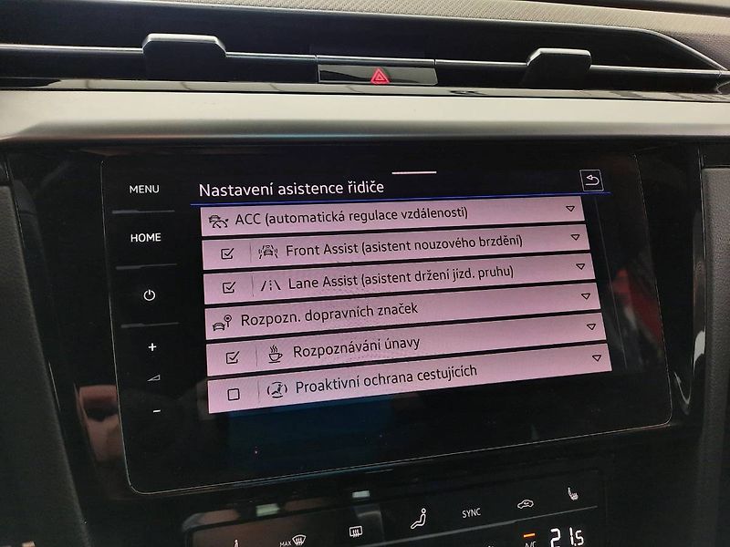 Volkswagen Arteon Shooting Brake (2023) R-Line 2.0 TSI (140kW/190k) DS - fotka 20 z 28