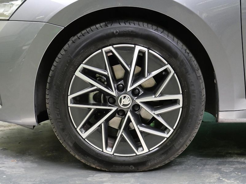 Škoda Octavia - fotka 10 z 28