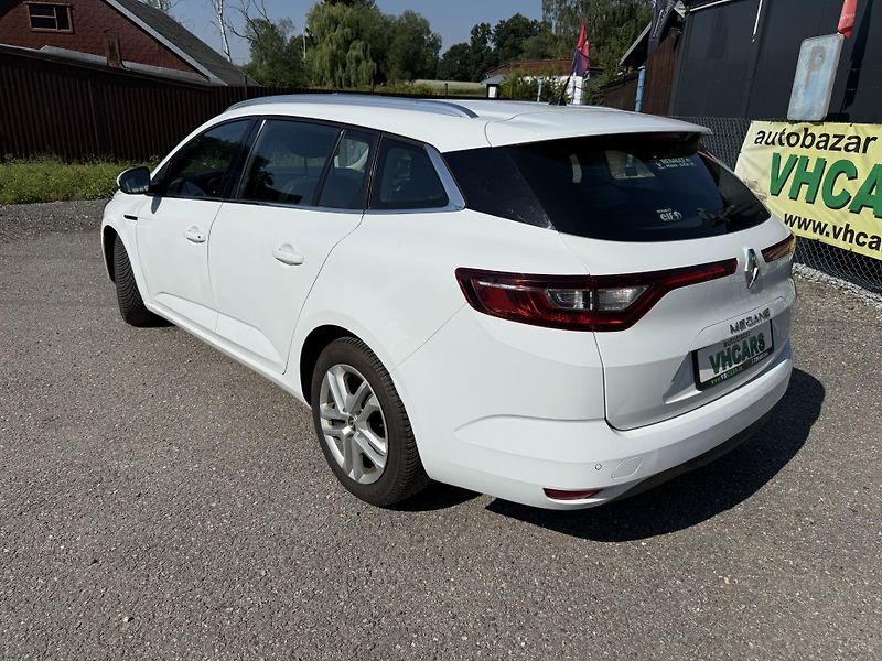 Renault Mégane 1,6i 1.Majite CZ Serviska - fotka 5 z 21