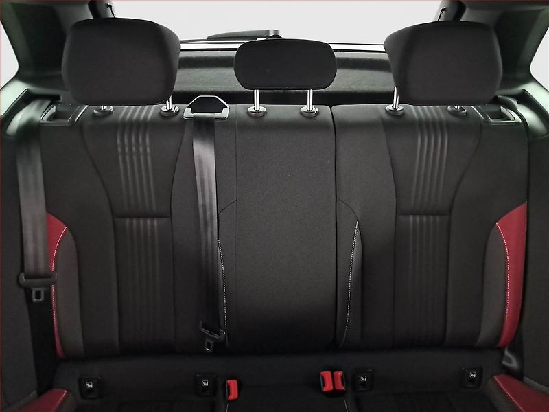 Škoda Kamiq (2021) Monte Carlo 1.0 TSI - fotka 10 z 26