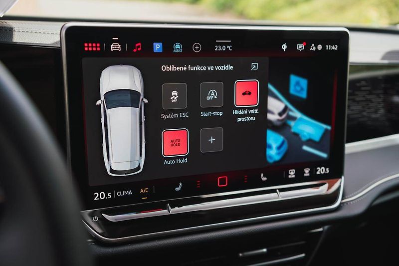 Volkswagen Passat (2025) 2.0 TDI - fotka 22 z 31