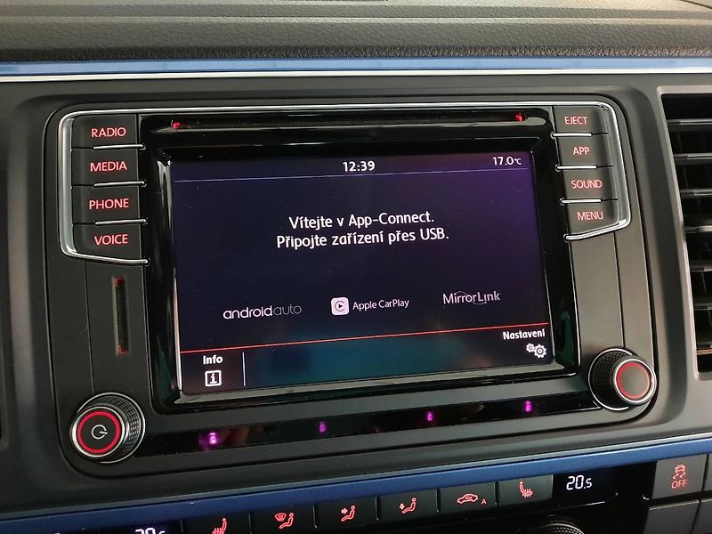 Volkswagen Multivan (2019) 2.0 TDI 4Motion (146kW/198k) D - fotka 17 z 24