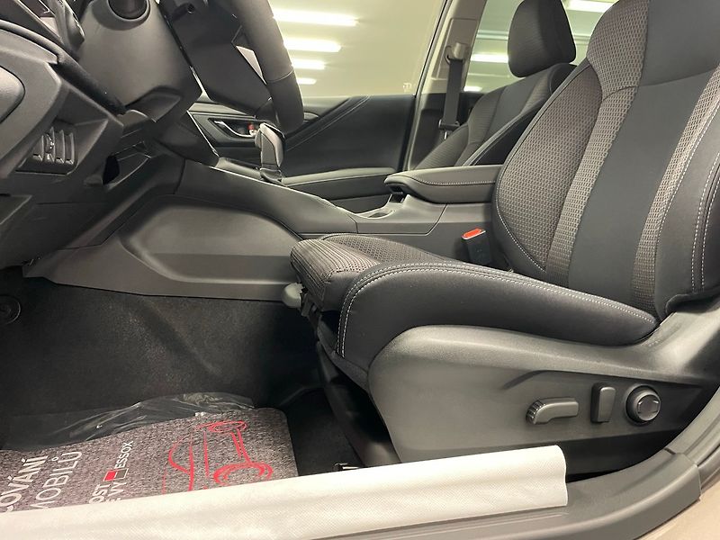 Subaru Outback (2025) 2.5 ACTIVE 2025 | Nové auto - fotka 16 z 38