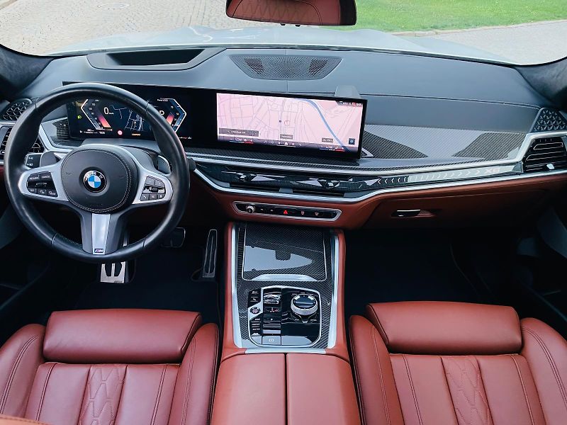 BMW X6 40D MSPORT 4x4 SERVISKA TAŽNÉ - fotka 22 z 58