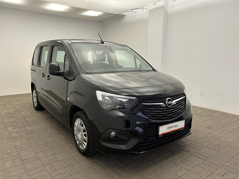 Opel Combo 1.2  Enjoy - fotka 20 z 23