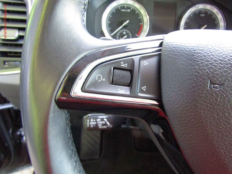 Škoda Karoq (2019) 1.6TDi, ČR, DSG, navi - fotka 12 z 21