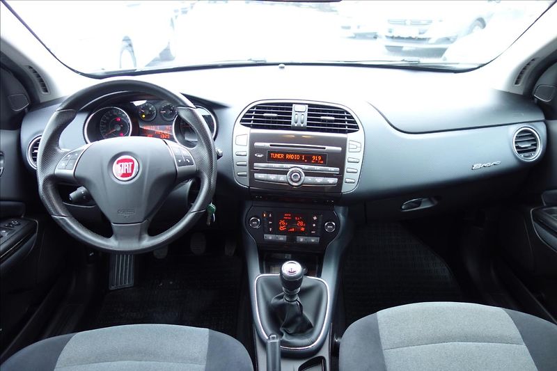 Fiat Bravo 1,6 JTD,ČR,SERVIS.KN.,EMOTION. - fotka 16 z 35