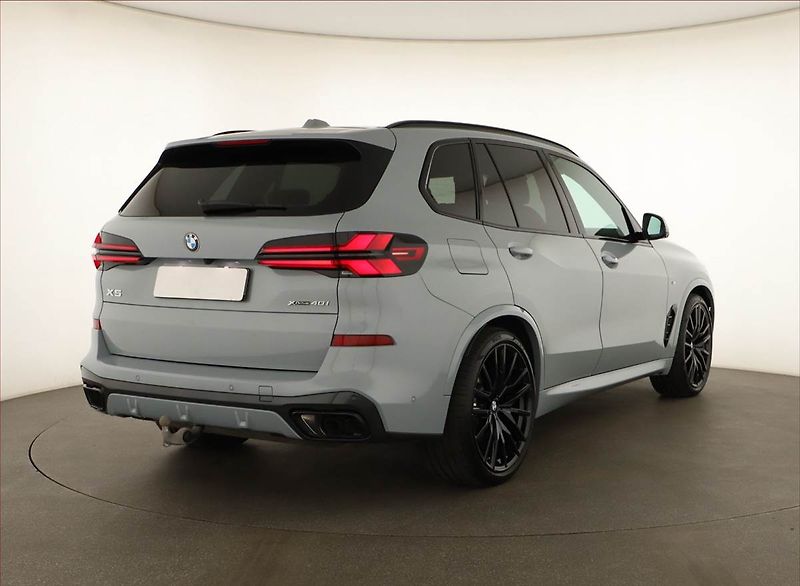 BMW X5 (2025) xDrive40i, M PAKET, DPH - fotka 5 z 30