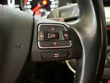 Volkswagen Passat (2013) 2.0TDi, DSG, klima - náhled 16