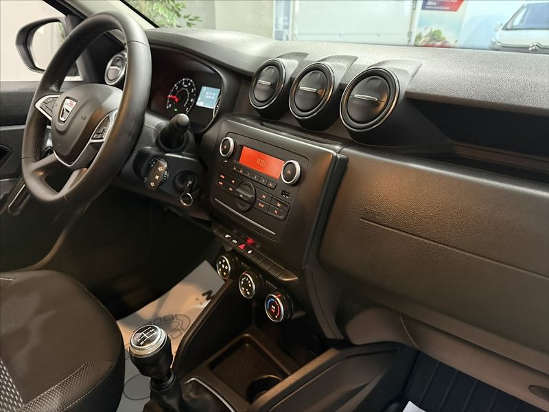 Dacia Duster 1,0   TCe REZERVACE - fotka 19 z 33