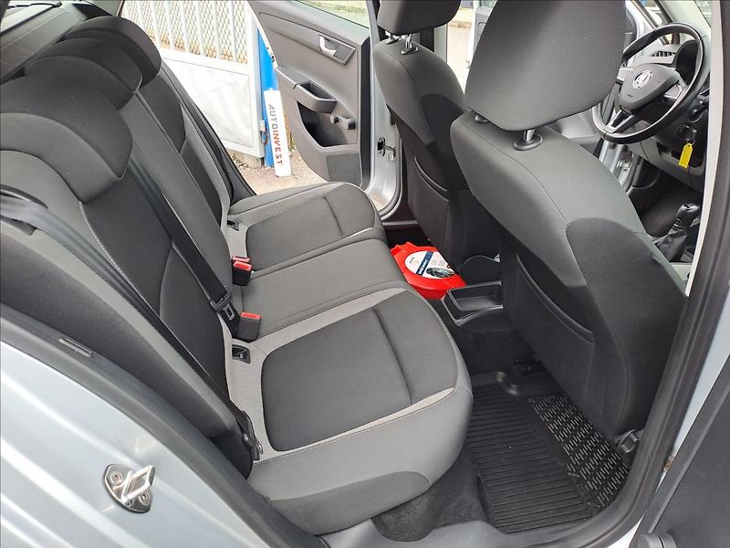 Škoda Fabia 1,4 TDI KOUPENO CZ - fotka 7 z 15