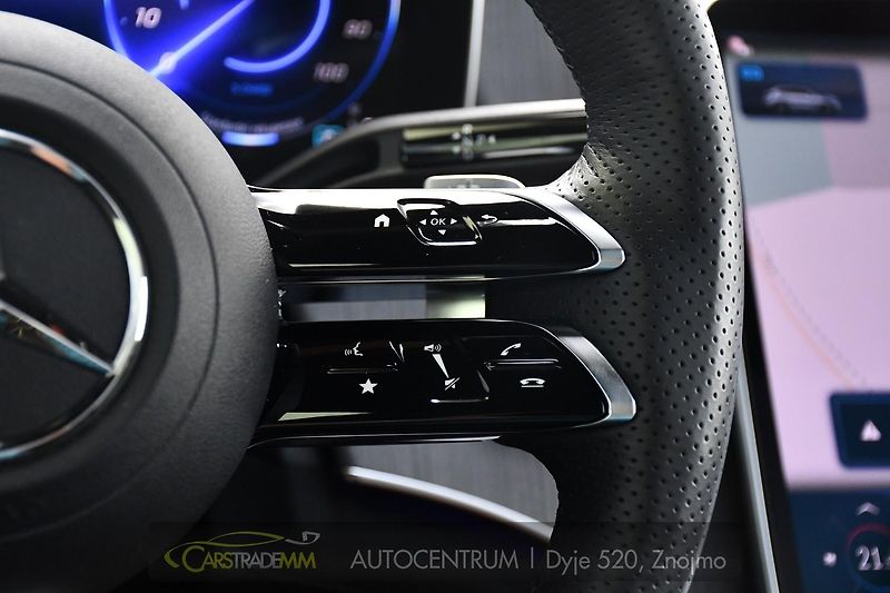 Mercedes-Benz EQE 350 4-matic AMG - fotka 27 z 56