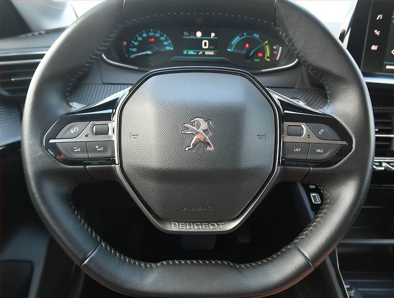 Peugeot 208 (2020) Active 50 kWh, Automat, Navi - fotka 15 z 20