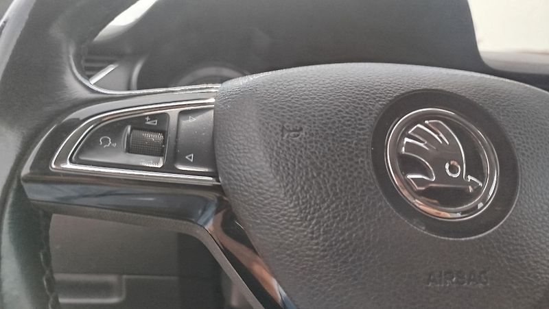 Škoda Octavia (2018) 1.5 tsi  TAŽNÉ ZAŘÍZENÍ  - fotka 8 z 30