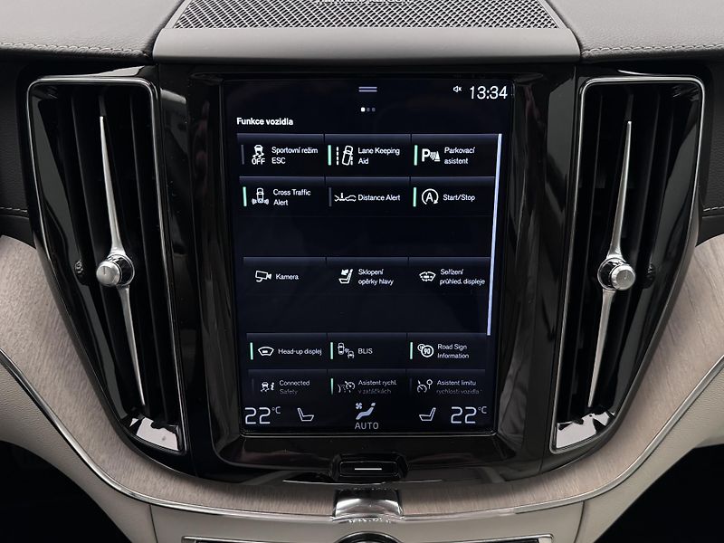 Volvo XC60 B5 AWD INSCRIPTION AUT  - fotka 41 z 56