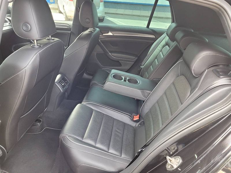 Volkswagen Golf 2.0 TDI GTD DSG Záruka 2roky - fotka 37 z 45