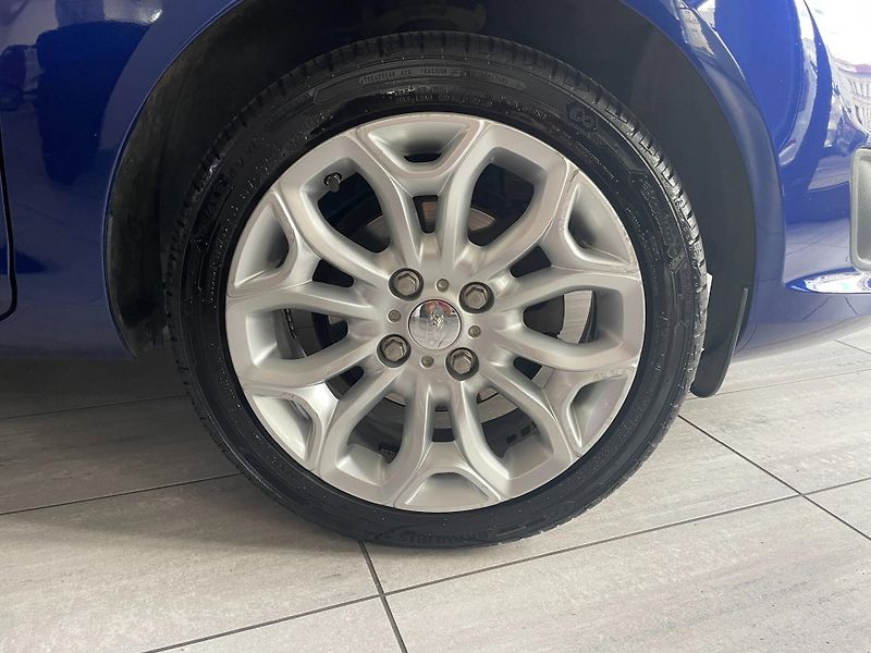 Ford Fiesta (2017) Trend 1.0 EcoBoost 74kW - fotka 9 z 23