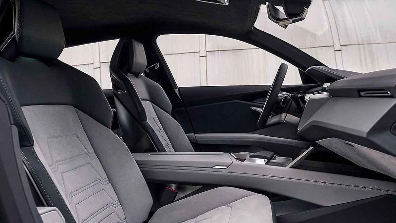 Koncept Audi e-tron Sportback.