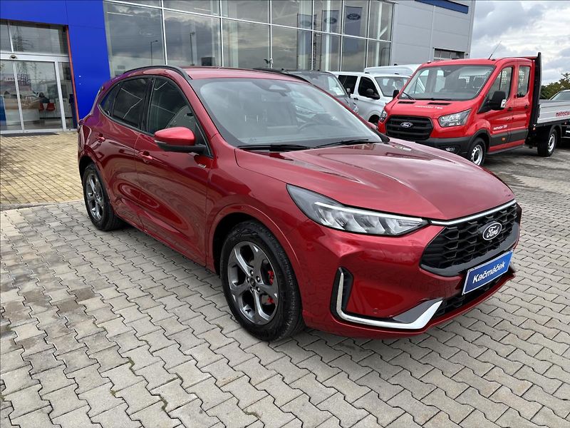 Ford Kuga 1,5 EcoBoost 111kW ST-Line X - fotka 7 z 40