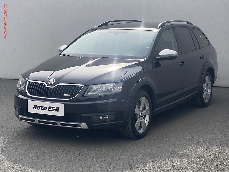Škoda Octavia (2015) 2.0 TDi 4x4, ČR, servis - fotka 3 z 17