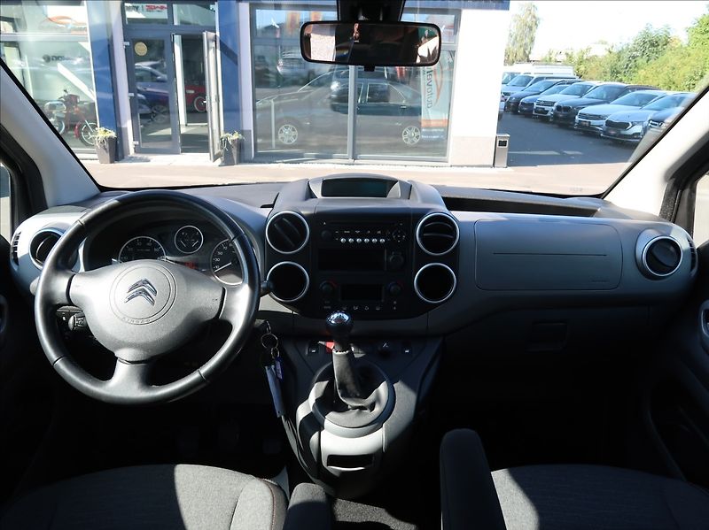 Citroën Berlingo 1,6 BHDi,73kW,NovéČR,Serv.kn. - fotka 15 z 25