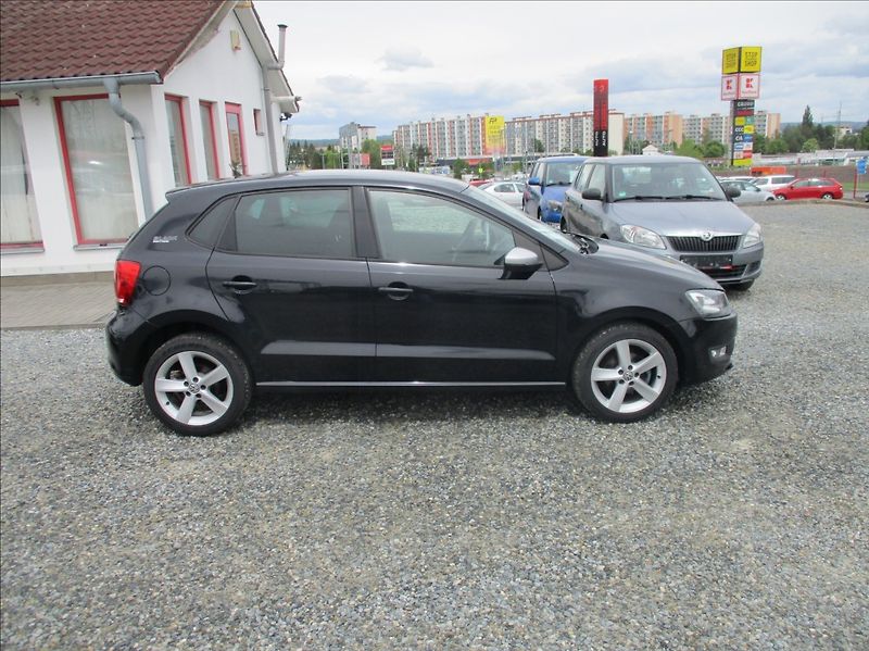 Volkswagen Polo 1,4 i 16v,klima,xenon,rozvody, - fotka 5 z 22