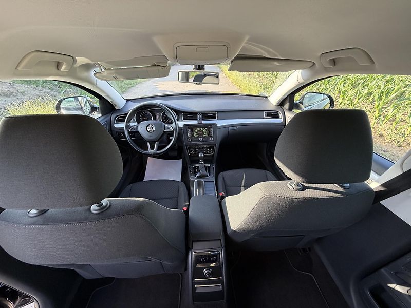 Škoda Superb (2014) 2,0TDI 125kW DSG ELEGANCE - fotka 42 z 81