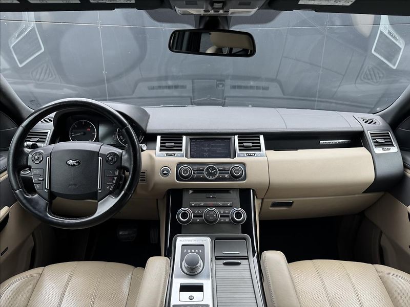 Land Rover Range Rover Sport 3,0 SDV6 HSE 4x4 AT - fotka 15 z 29