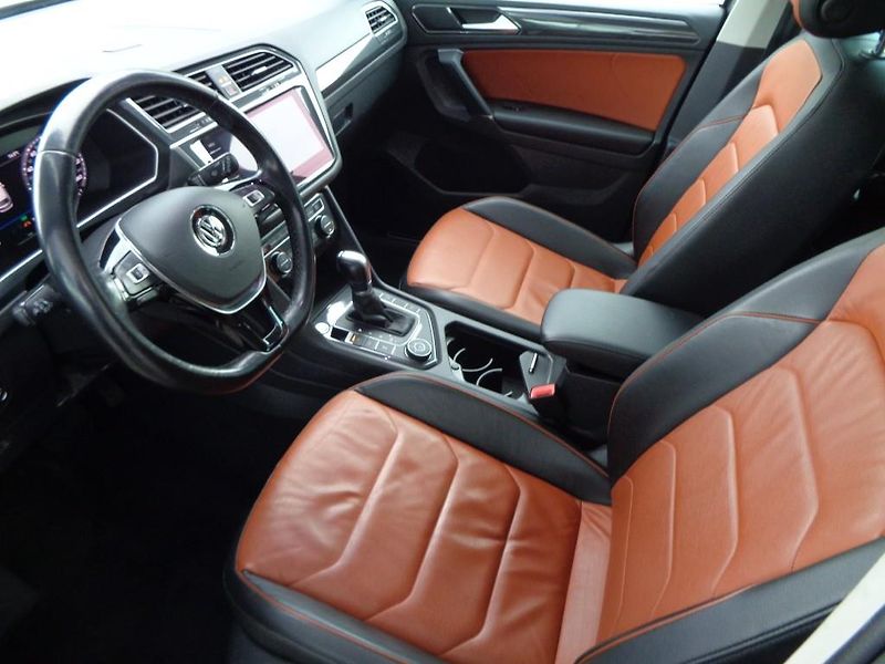 Volkswagen Tiguan 2.0 TSI DSG Highline 4Motion 1 - fotka 10 z 30