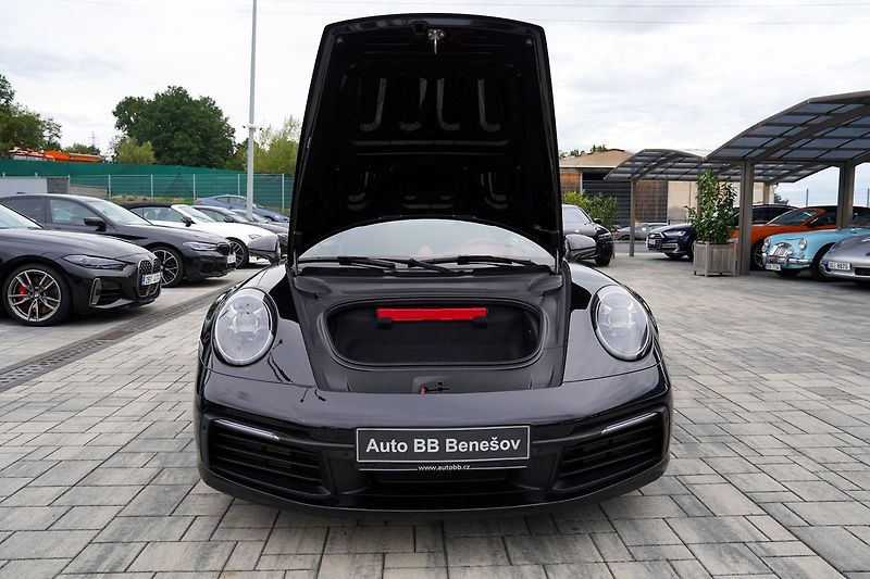 Porsche 911 Carrera 4/PDK/Sport chrono/21 - fotka 17 z 48