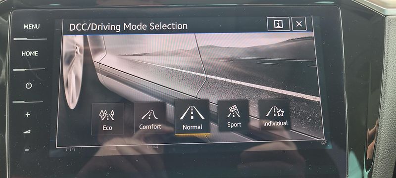 Volkswagen Passat (2017) Variant 2,0TDi 176kW DSG 4×4 - fotka 39 z 60