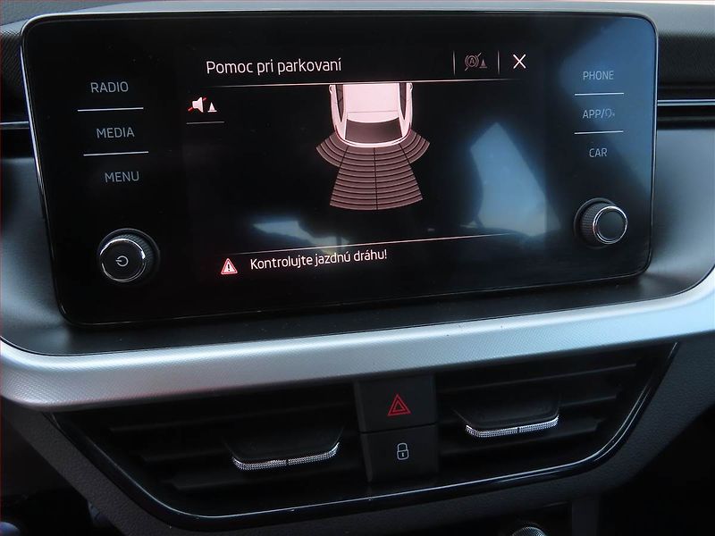 Škoda Scala (2020) Ambition 1.0 TSI, Serv.kniha - fotka 18 z 21