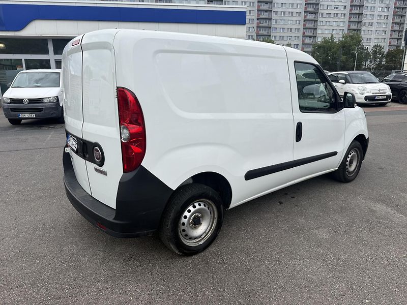 Fiat Dobló 1.3 MTJ Klimatizace - fotka 6 z 21
