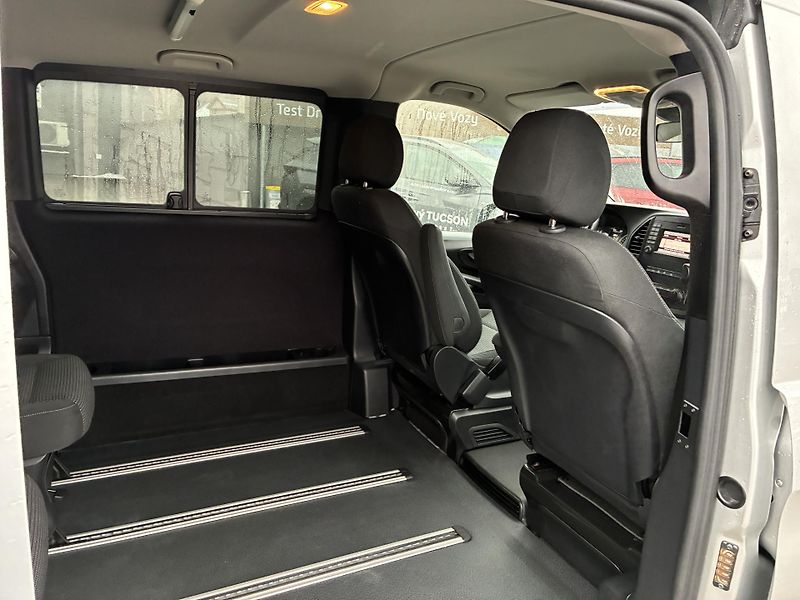 Mercedes-Benz Vito TOURER 2.0CDI 116 120kW XL AT9 - fotka 15 z 34