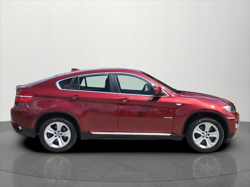 BMW X6 3,0 225 Kw 35i xDrive ČR 2.maj - fotka 8 z 19