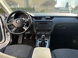Škoda Octavia 1.6 TDi 77 kW AMBITION - náhled 9