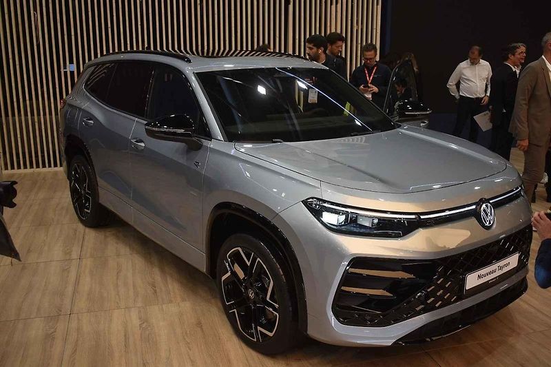 Nejhezčím autem autosalonu je nepochybně již dávno vyprodaná limitovaná edice Alfy Romeo 33 Stradale