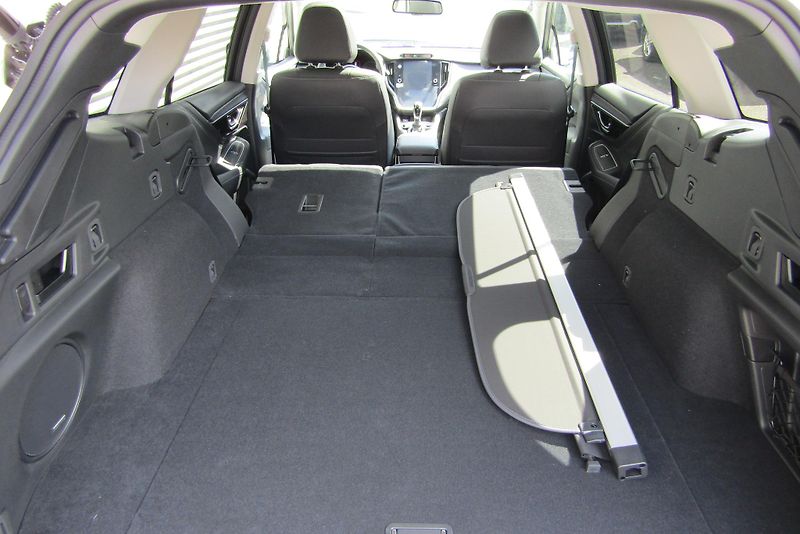 Subaru Outback (2025) 2,5i TOURING MY25.5 - fotka 16 z 22