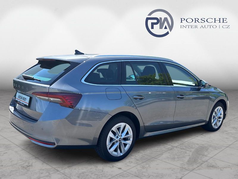 Škoda Octavia COMBI 1.5 eTSI M-HEV Top Selec - fotka 2 z 29