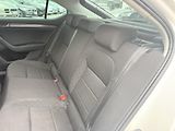 Škoda Superb 2.0 TDi 110kw - náhled 26