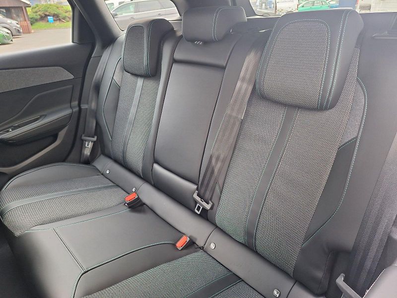 Peugeot 308 (2025) SW ALLURE 1.BHDi 130k EAT8 - fotka 18 z 18