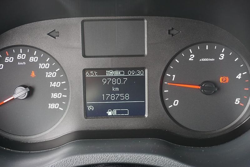 Mercedes-Benz Sprinter (2021) 2,2 CDI / E 6 / BURTO - PLANDE - fotka 11 z 40
