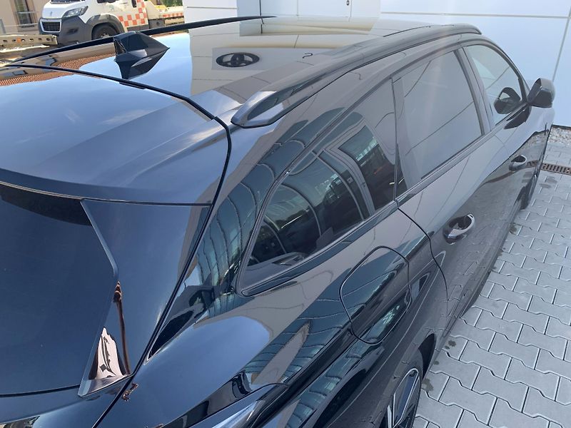 Peugeot 308 SW GT 1.6 PHEV 133kW AT8 - fotka 30 z 33