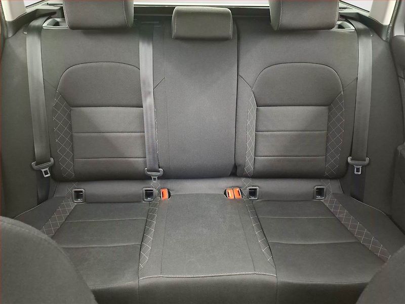 Škoda Superb (2019) 2.0 TDI, Park. senzory - fotka 10 z 15