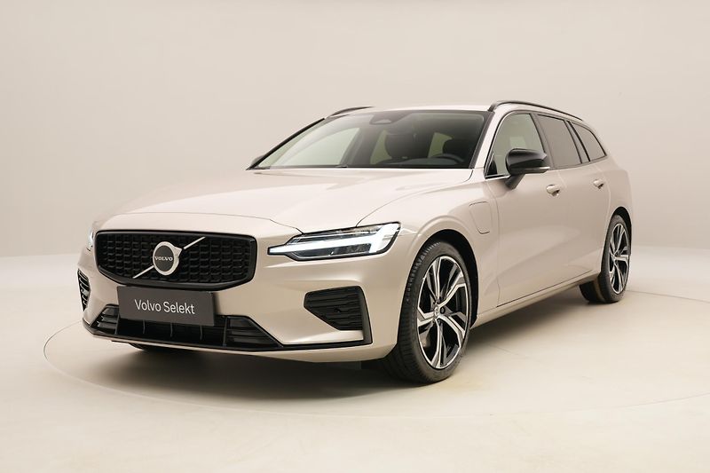 Volvo V60 T6 AWD RECHARGE DARK PLUS CZ - fotografie inzerátu