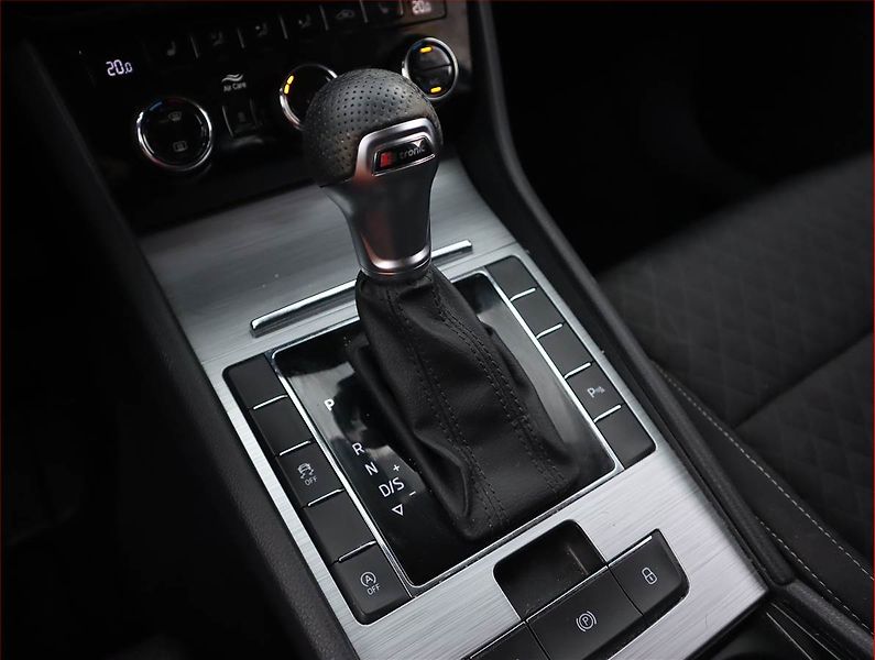 Škoda Superb (2019) Ambition Plus 2.0 TDI, 4X4 - fotka 13 z 21