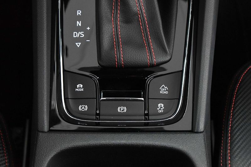 Škoda Kodiaq RS 2.0 TSI 180kW 4x4*DPH*ČR 1M - fotka 29 z 52